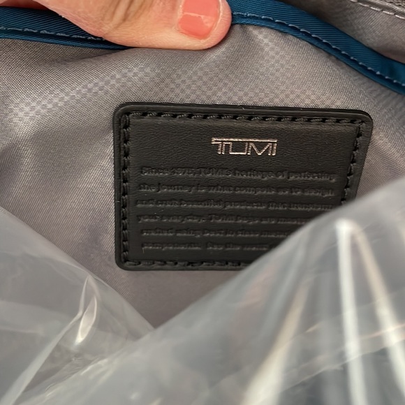 Tumi Voyageur Misty Duffle Bag - Picture 10 of 12
